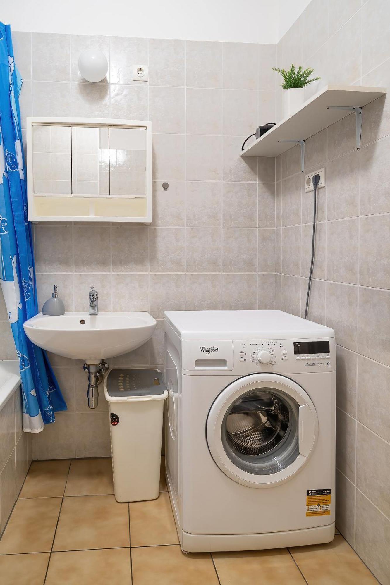 Tomka Apartman Сегед Экстерьер фото