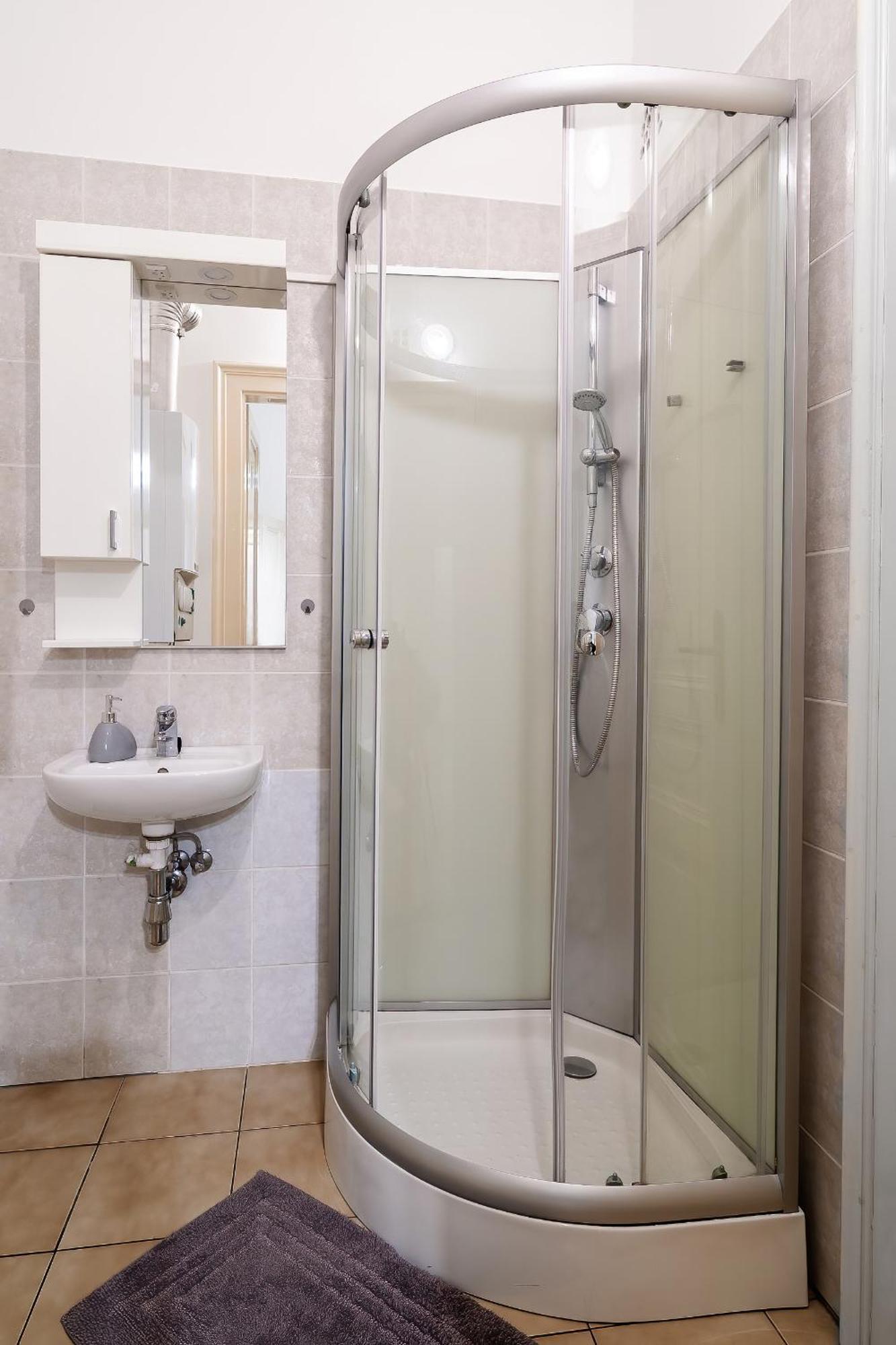 Tomka Apartman Сегед Экстерьер фото