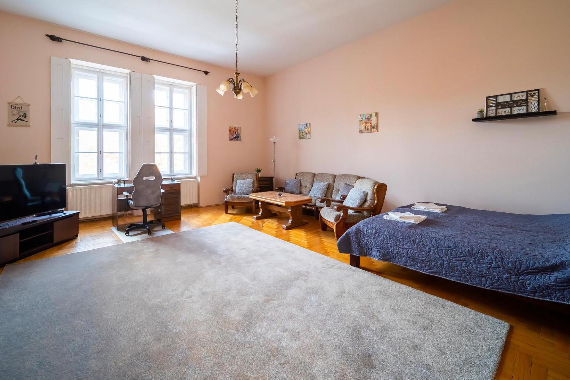 Tomka Apartman Сегед Экстерьер фото